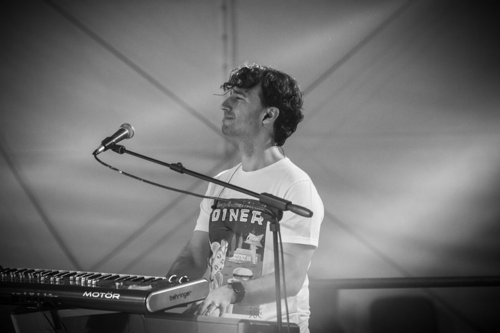 Cover band Ellemono in concerto per eventi e serate live